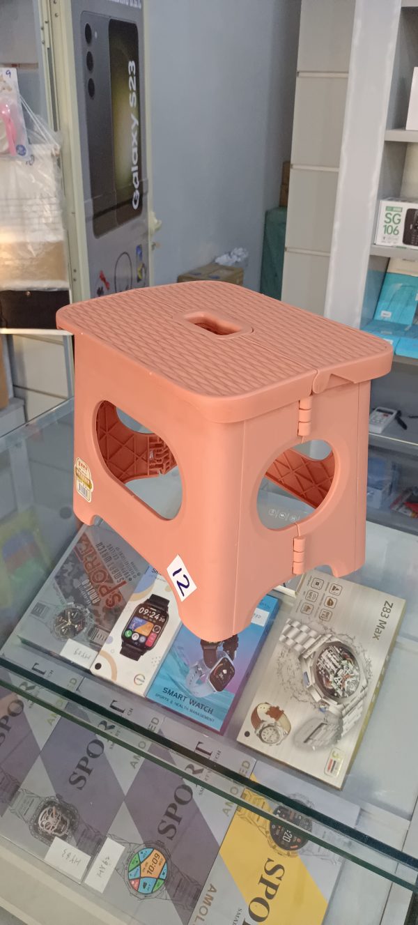 Foldable mini stool