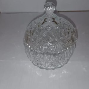 Medium glass jar with lid