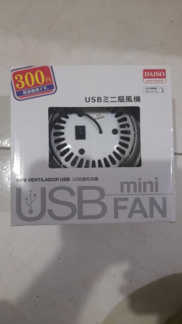 USB Mini Fan. Adjustable Desktop